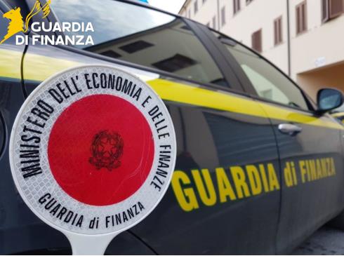 Maxi sequestro di hashish,120kg nel casolare