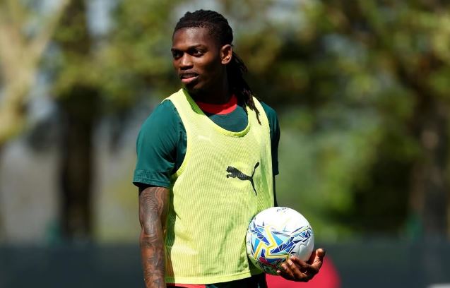 Milan, stallo tra Leao e l’Aston Villa: il portoghese non apre
