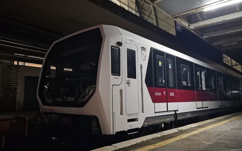 Nuovi treni metropolitani, consegnata la relazione tecnica finale