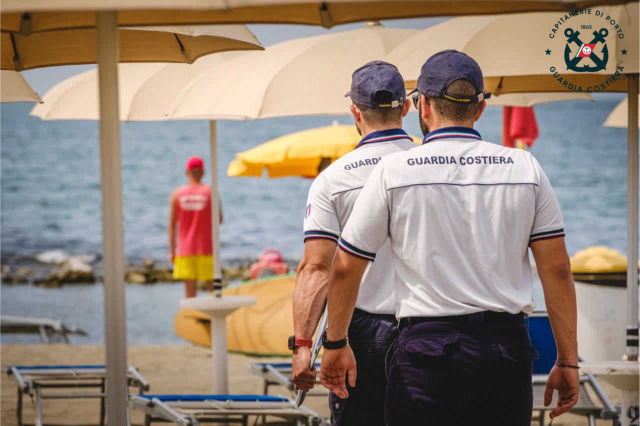 Operazione “Mare e Laghi Sicuri 2026” della Guardia Costiera per il picco della stagione estiva