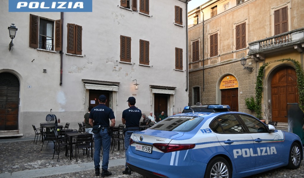 Pestaggio in piazza Broletto, individuati altri quattro giovani coinvolti nell’aggressione