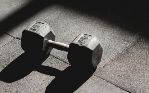 Polemica sulla pubblicità di una palestra, interviene il Garante