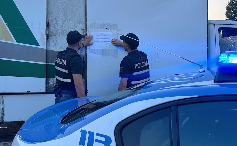 Risse, aggressioni e una rapina: chiusa per dieci giorni la paninoteca da Willy e Pooh a Mantova