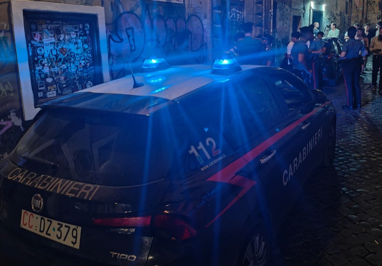 Scippo e inseguimento, arrestato 24enne su scooter rubato