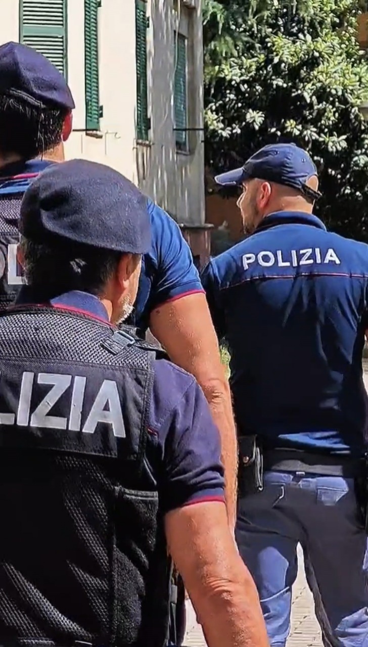 Spaccio di droga in periferia, sei arresti