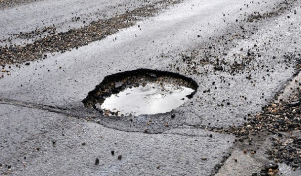 Strade più sicure nei piccoli comuni del Pavese: arrivano 1,37 milioni di euro per la manutenzione