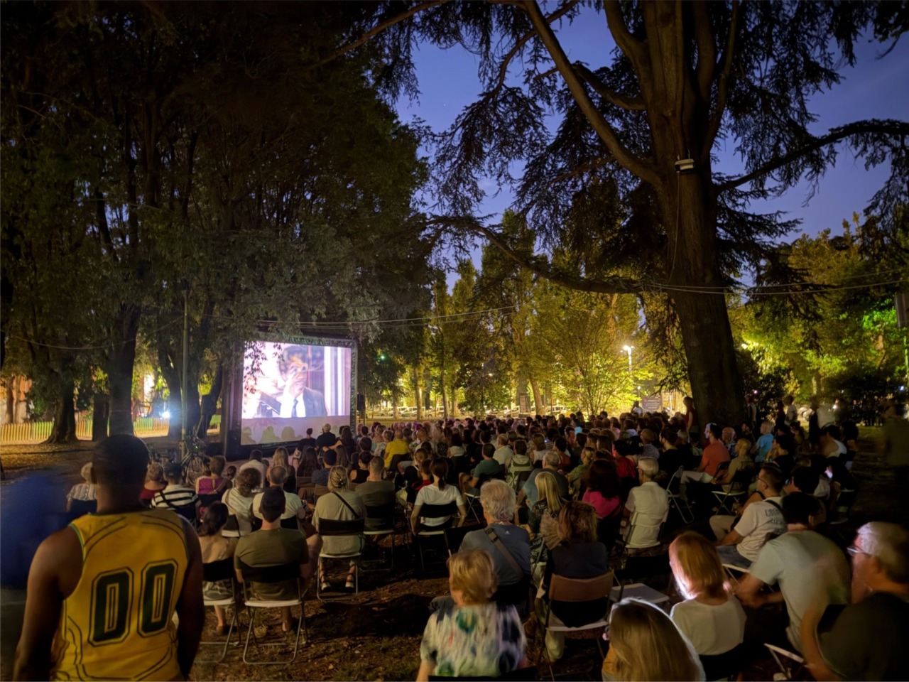 Ultimo appuntamento con il Cinema sotto le stelle: a Valmadonna “Buen Camino” di Zalone