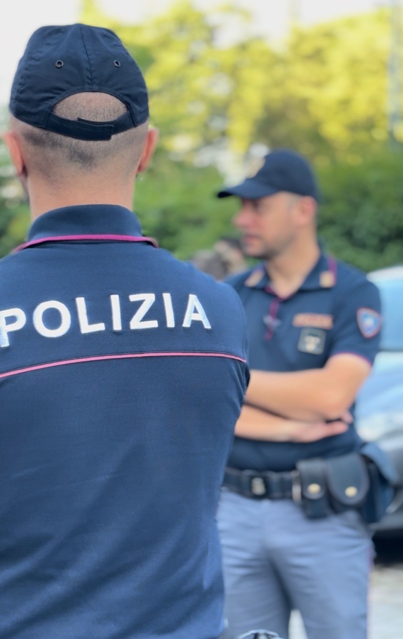 Vende alcol a minorenni, denunciato