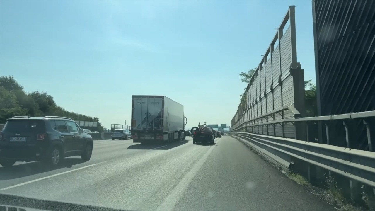 Viaggiare sicuri, l’iniziativa della polizia e autostrade per l’Italia per una guida consapevole