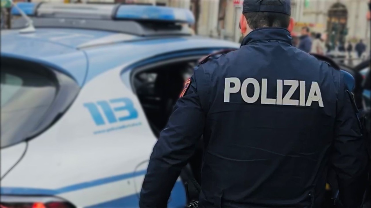 A 16 anni uccide la madre a pugni, la telefonata ore prima dell’aggressione