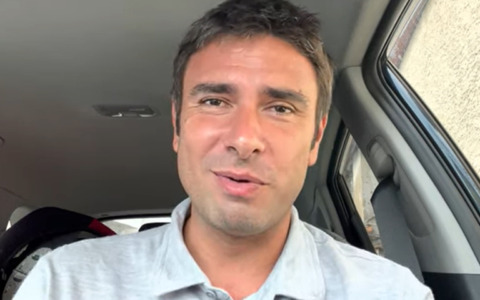 Alessandro Di Battista, rinviato il rientro da Cuba