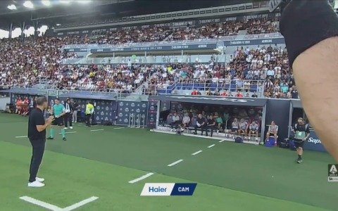 CALCIO, BOLOGNA NERVOSO