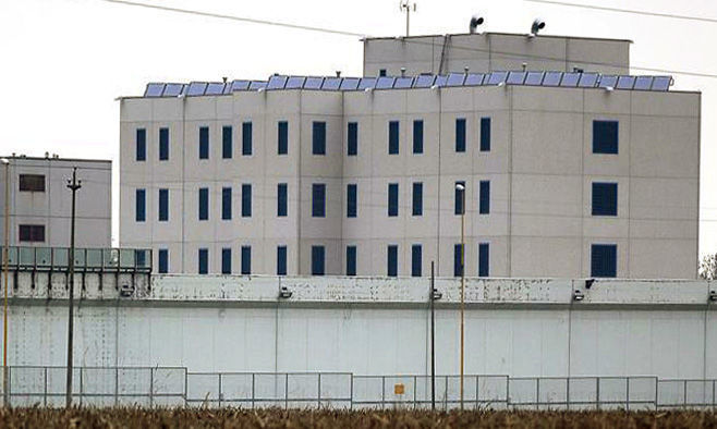 Carceri, tensione a Saluzzo e Cuneo: agenti feriti e una lama trovata dopo una lite