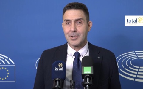 Caso Vannacci, stop al convegno-formazione della polizia a Torino