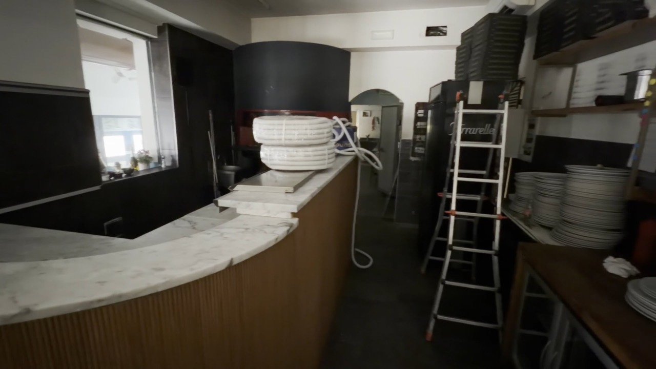 Donna Sofì: incendio doloso in pizzeria