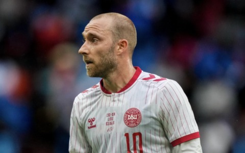 Eriksen lascia il Wolfsburg: l’addio al calcio è sempre più vicino