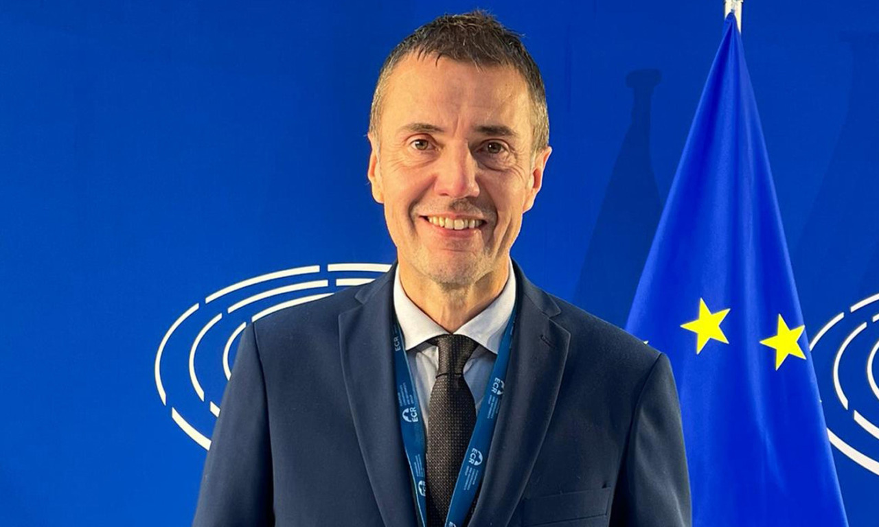 ETS, Ciriani (FdI-ECR) contro il PD: “Basta proclami sull’industria, ci seguano nel negoziato”