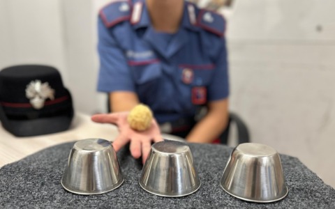 Gioco delle tre campanelle, altre quattro denunciati in centro