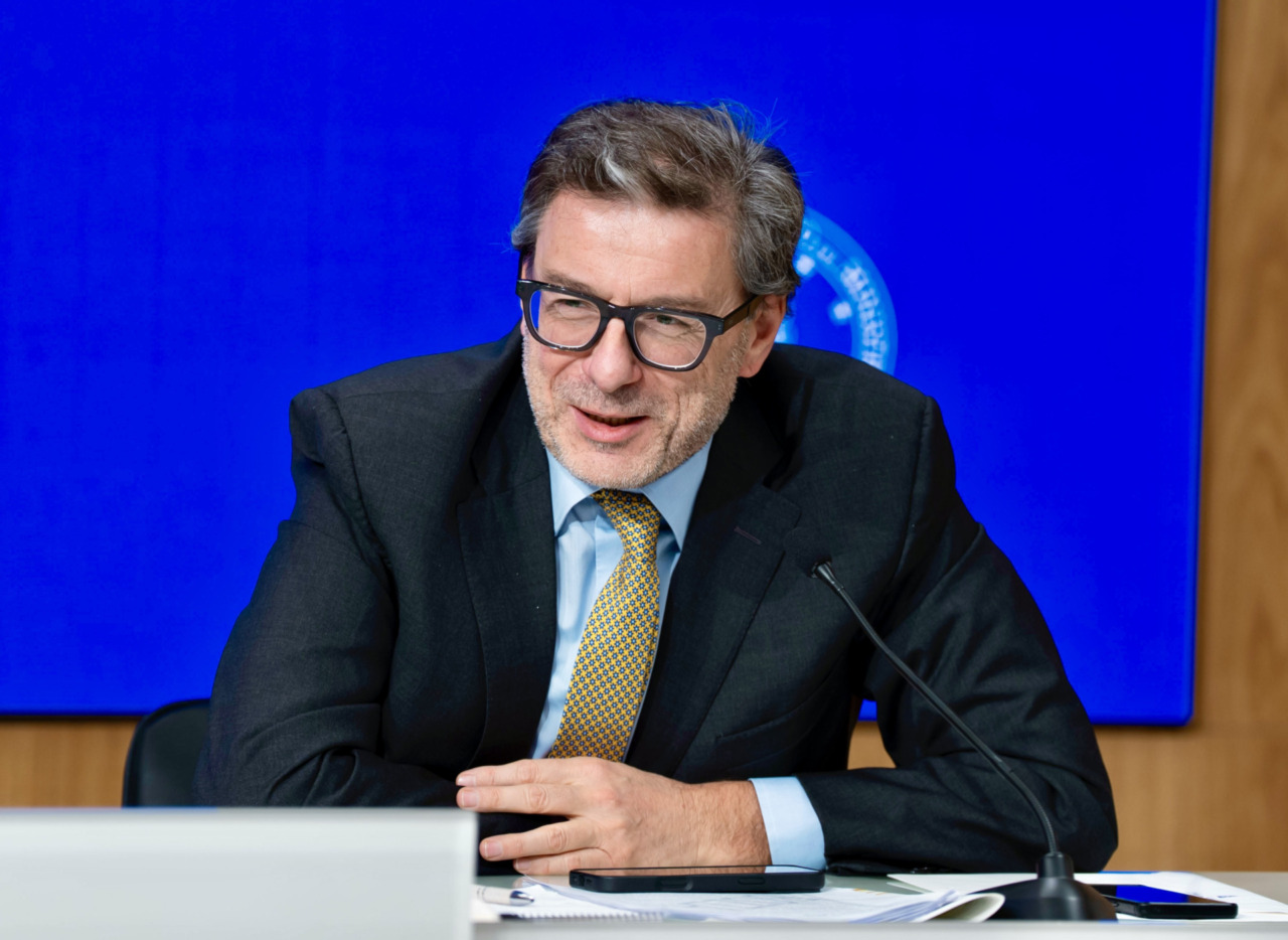 Giorgetti: meno imposte al ceto medio tra le priorità