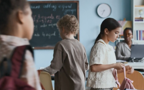 La scuola italiana in perenne ritardo, il rapporto di Legambiente