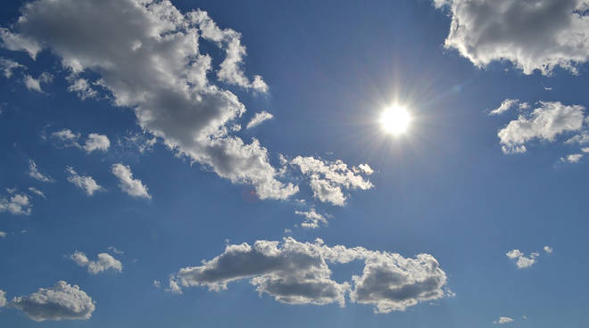 Meteo a Firenze, giornata di sole: temperature fino a 28 gradi