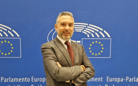 Nesci (FdI-ECR): “Diritto di restare, un emendamento per trasformarlo da sogno a realtà per i nostri giovani”