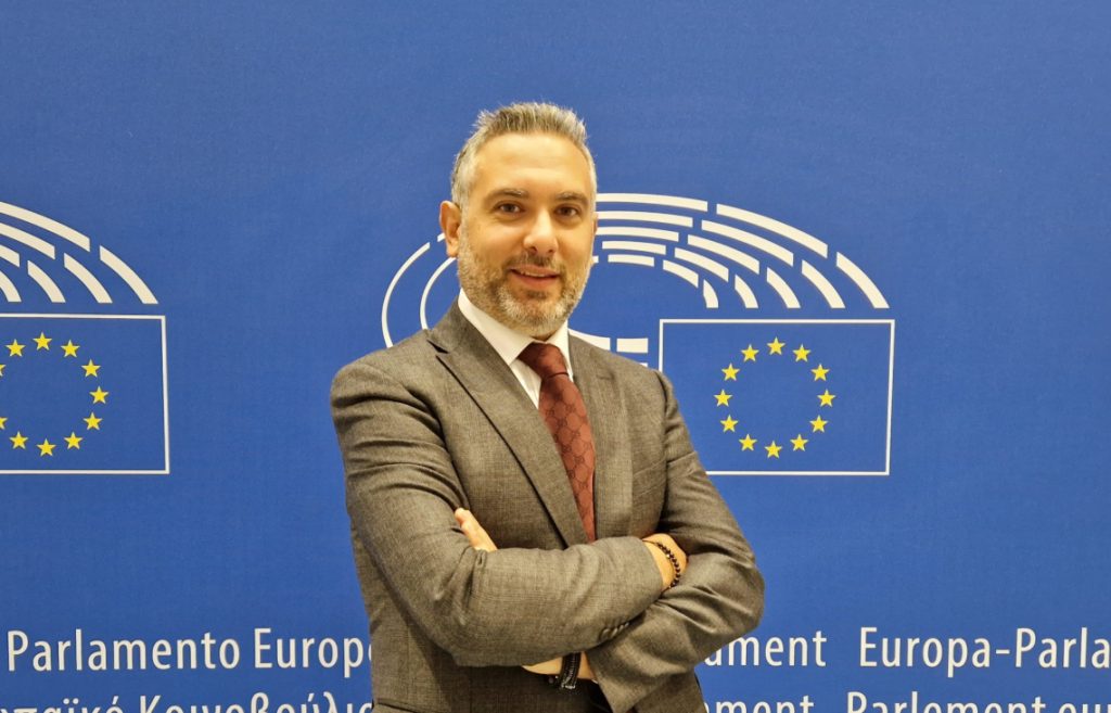 Nesci (FdI-ECR): “Diritto di restare, un emendamento per trasformarlo da sogno a realtà per i nostri giovani”
