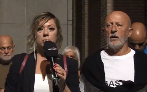 Omicidio in via XXIV maggio, parlano i cittadini:” Non ci sentiamo sicuri” / LE INTERVISTE