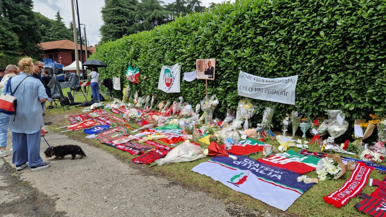 Pascale: «Arcore diventi luogo della memoria per Berlusconi»