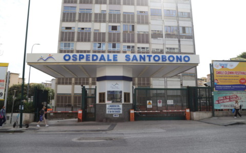 Napoli, bimbo di due anni grave dopo aver ingerito solvente
