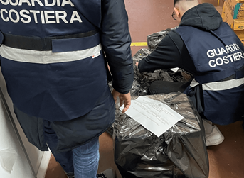 Prodotto ittico non tracciato, sequestrati quasi 300 kg di pescato