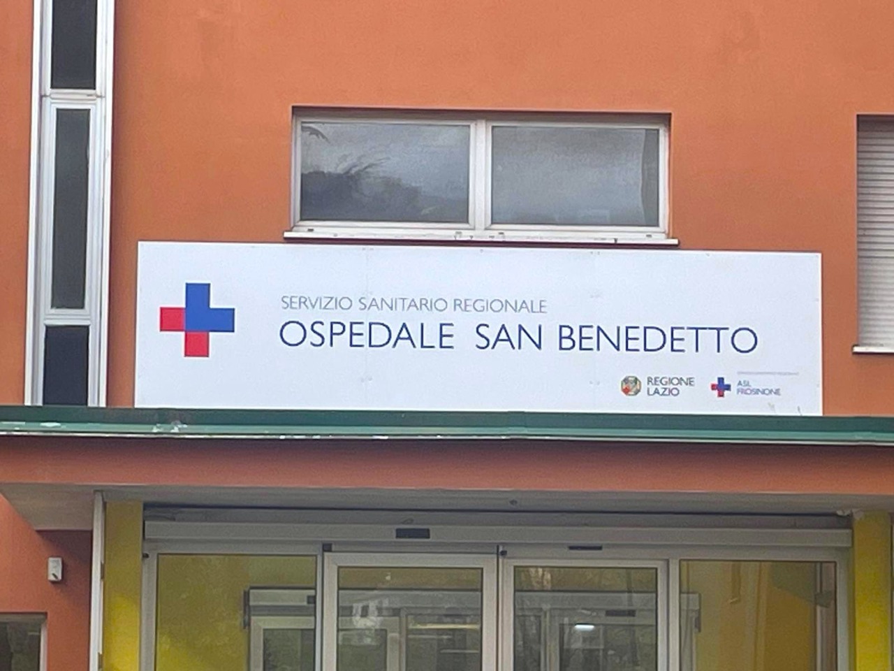 Rarissimo tumore all’intestino operato al San Benedetto