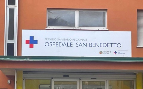 Rarissimo tumore all’intestino operato al San Benedetto