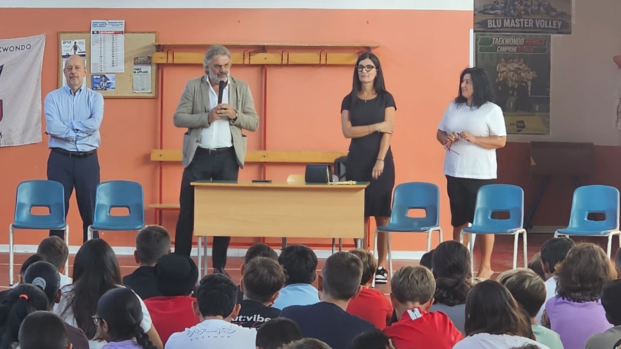Riapertura delle scuole, la visita e il saluto del Sindaco Francesco Giannetti e dell’Assessore all’Istruzione Alessandra Feudi