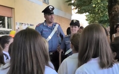 Rientro a scuola in sicurezza,  potenziati i controlli dei carabinieri