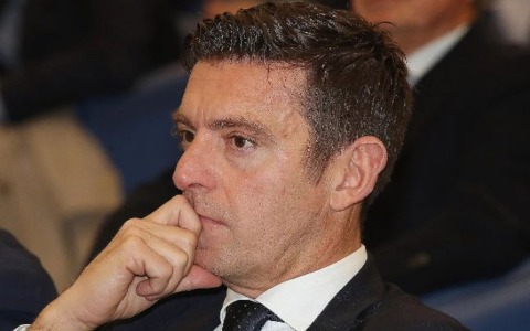 Rocchi rompe il silenzio: “Mi è esplosa una bomba nella vita”