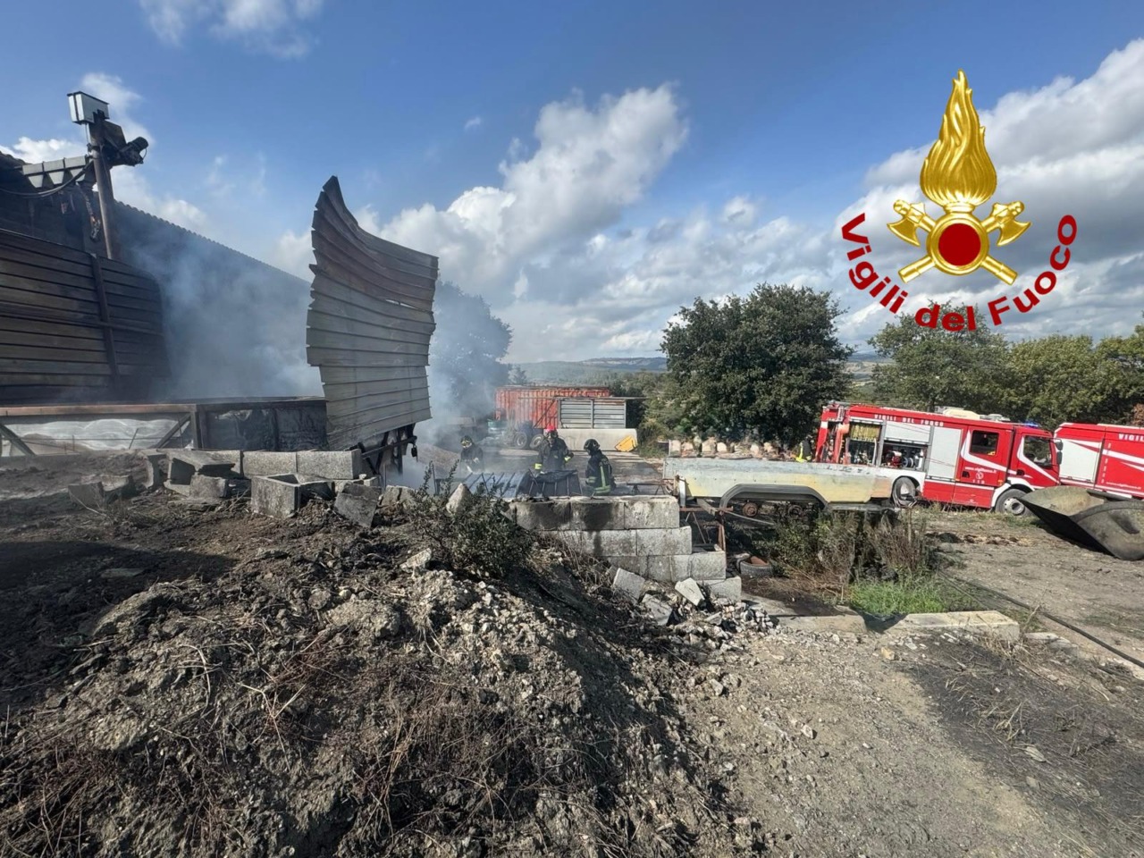 Scansano (Grosseto), incendio in un’azienda agricola