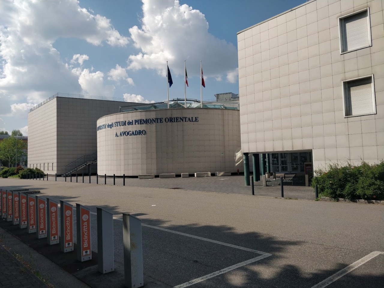 UPO: boom di candidature per le Professioni sanitarie, sfiorate le 1.300 domande