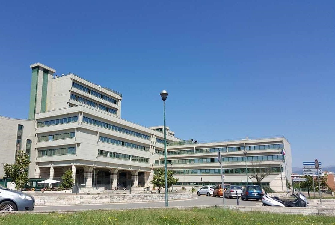 Vince 223 milioni di euro al superenalotto, la moglie separata: “Mi spetta la metà, ma mi accontento di 80 milioni”. Scoppia il caso a Frosinone