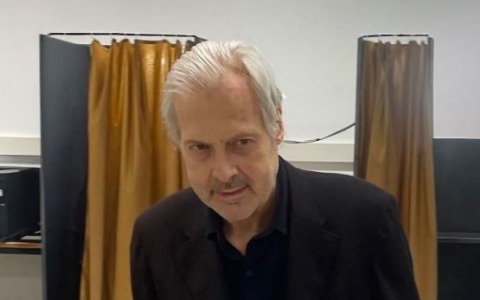 Vittorio Sgarbi ricoverato al Gemelli, è grave