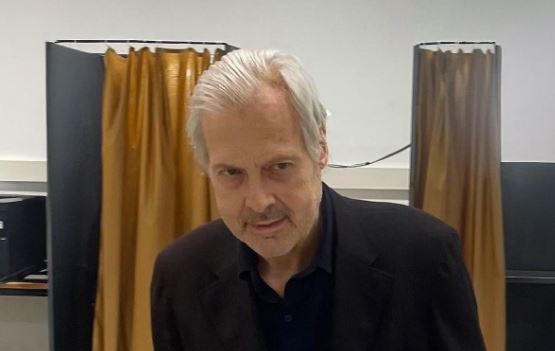 Vittorio Sgarbi ricoverato al Gemelli, è grave