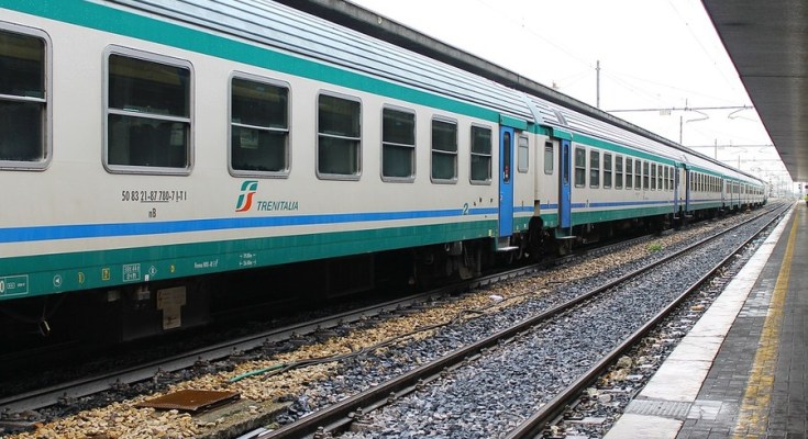 Alta velocità, problemi sulla linea Bologna-Firenze: ritardi fino a 30 minuti