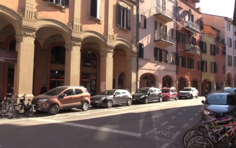 Ancora un’aggressione omofoba a Bologna: denunciato dalla polizia un 24enne