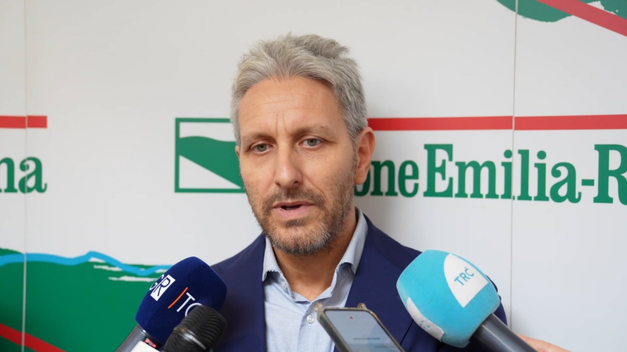 Bocciata la legge regionale sugli affitti brevi, le reazioni