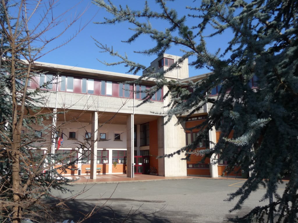Caso “Sudario di Gaza” al liceo Amaldi di Novi Ligure: duro scontro su circolare pro-Palestina