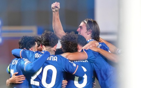 Como da sogno: Manchester United travolto 4-1