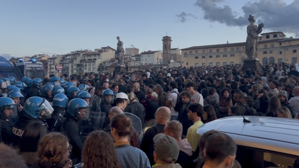 Cortei, 3 perquisiti dalla Digos, altri10 denunciati per interruzione dei binari del tram il 24 ottobre
