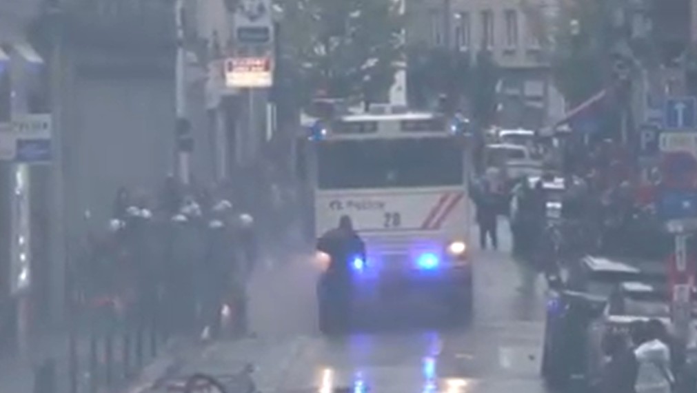 Disordini a Bruxelles durante la manifestazione sindacale