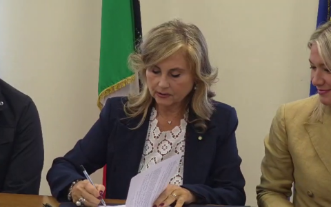 Esercizi pubblici, siglato il Protocollo d’Intesa per la prevenzione degli atti illegali e di situazioni di pericolo
