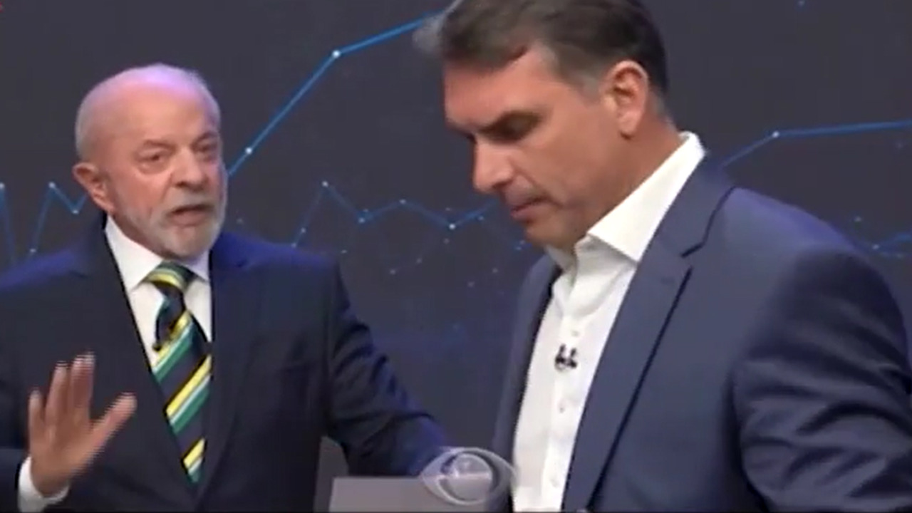 Flávio Bolsonaro lascia il Brasile e arriva negli Stati Uniti